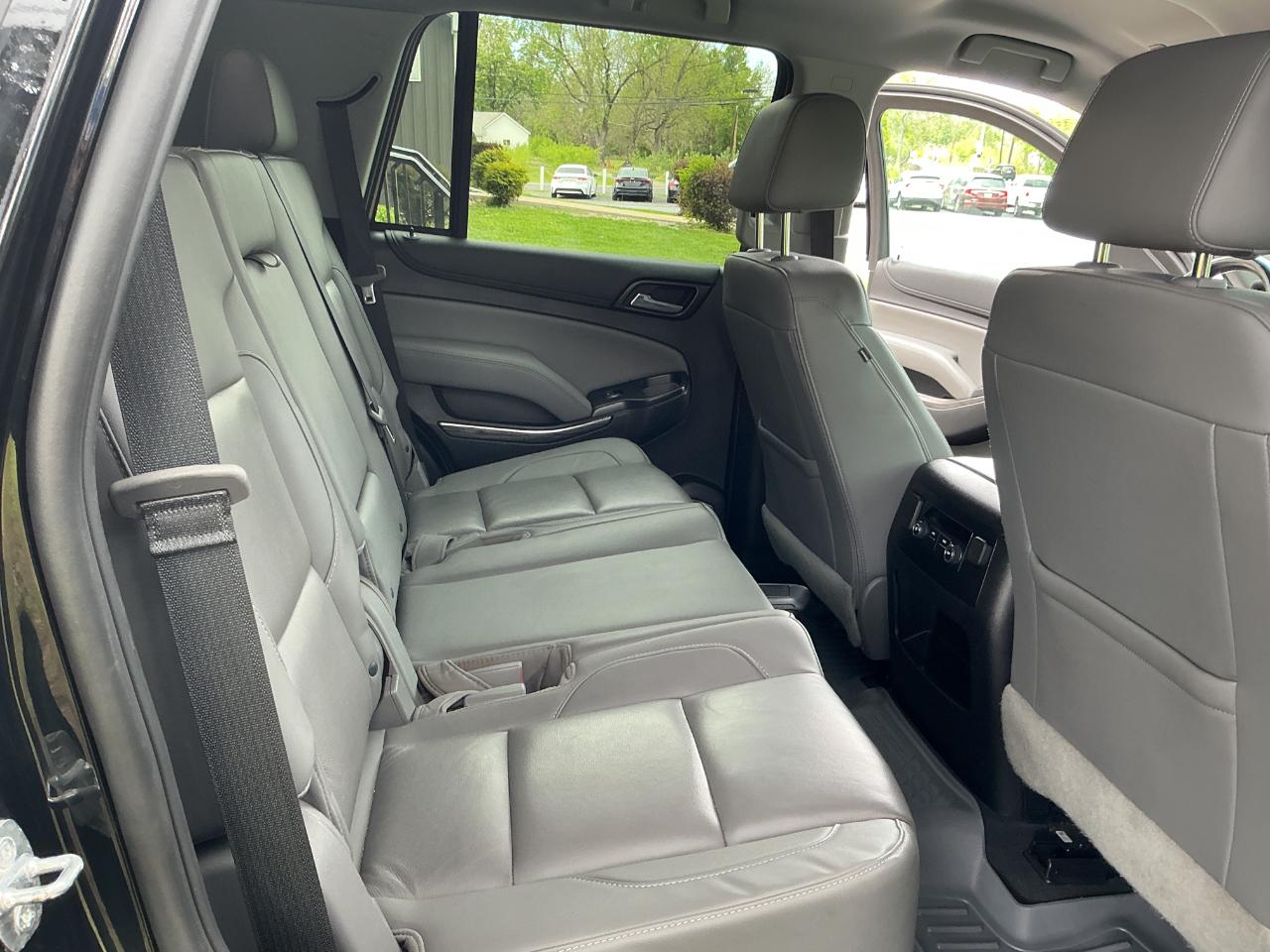 Chevrolet Tahoe 4WD 4dr LT 2019
