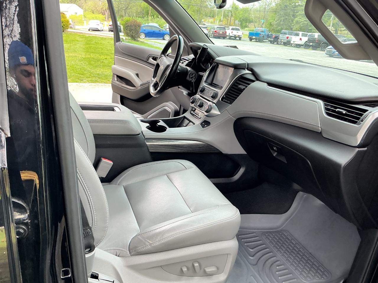 Chevrolet Tahoe 4WD 4dr LT 2019