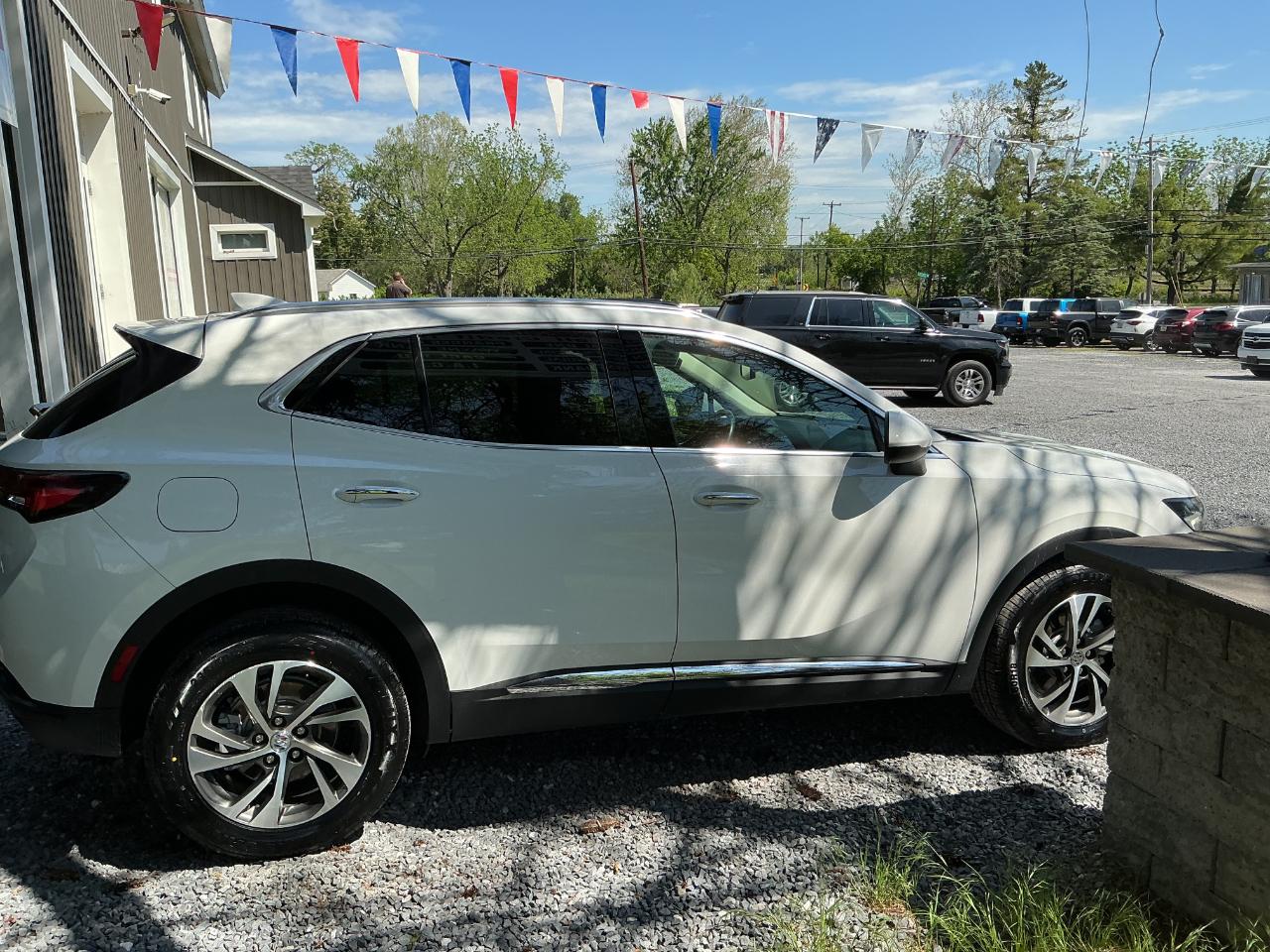 Buick Envision FWD 4dr Essence 2023