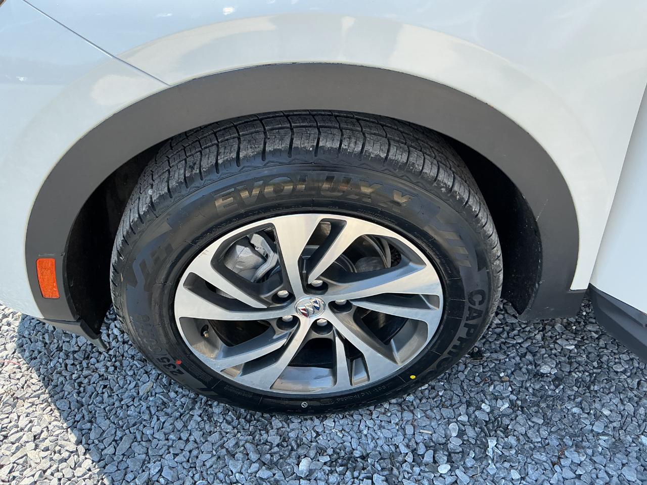 Buick Envision FWD 4dr Essence 2023