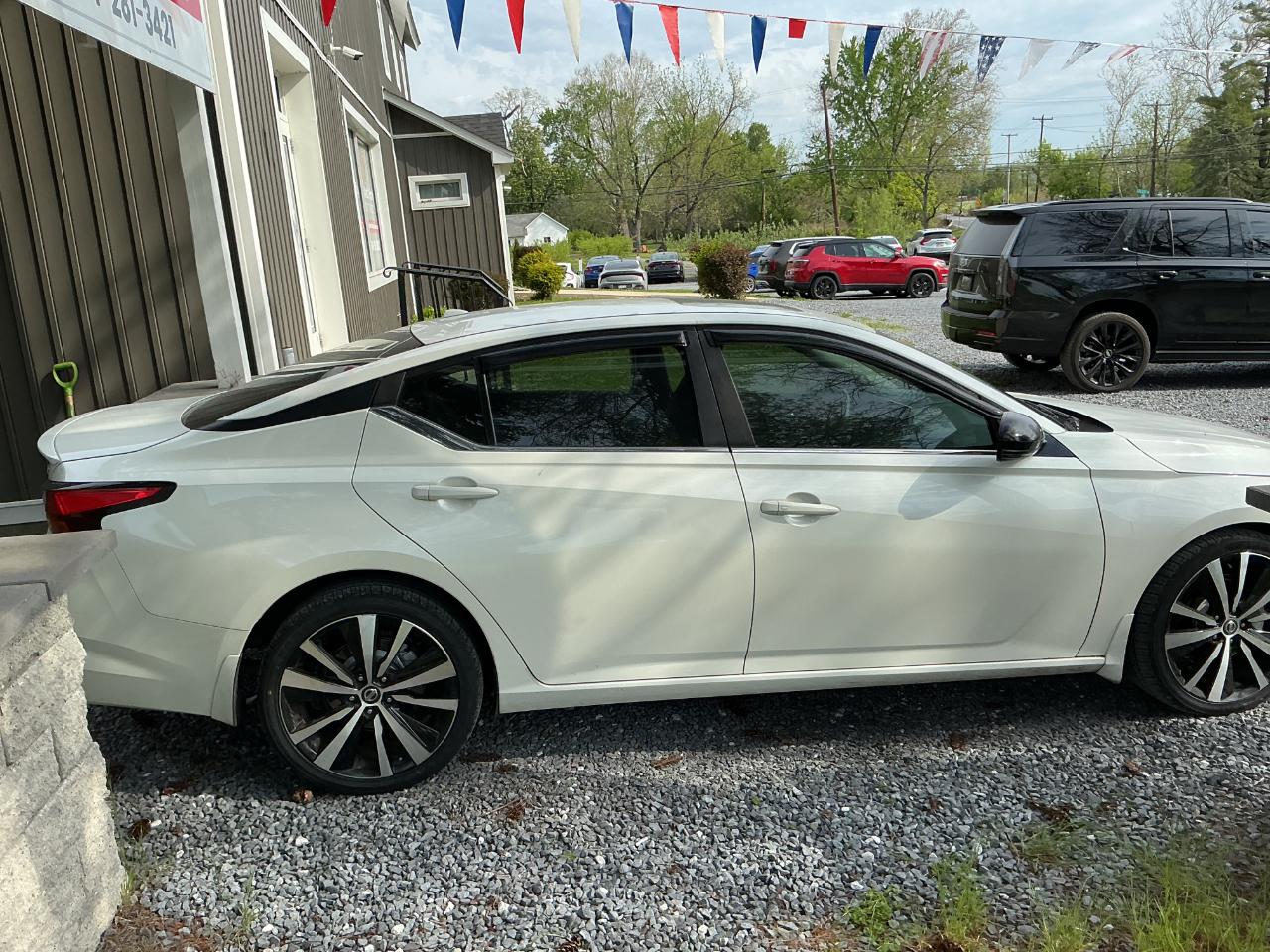Nissan Altima 2.5 SR Sedan 2019