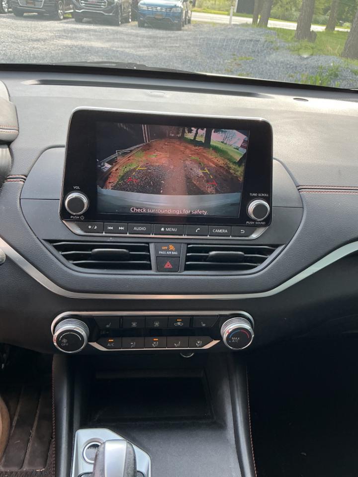 Nissan Altima 2.5 SR Sedan 2019