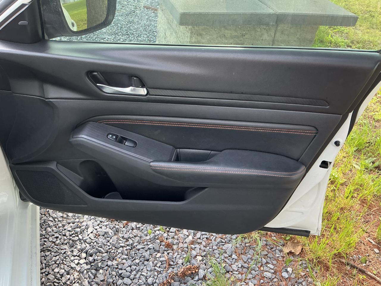 Nissan Altima 2.5 SR Sedan 2019