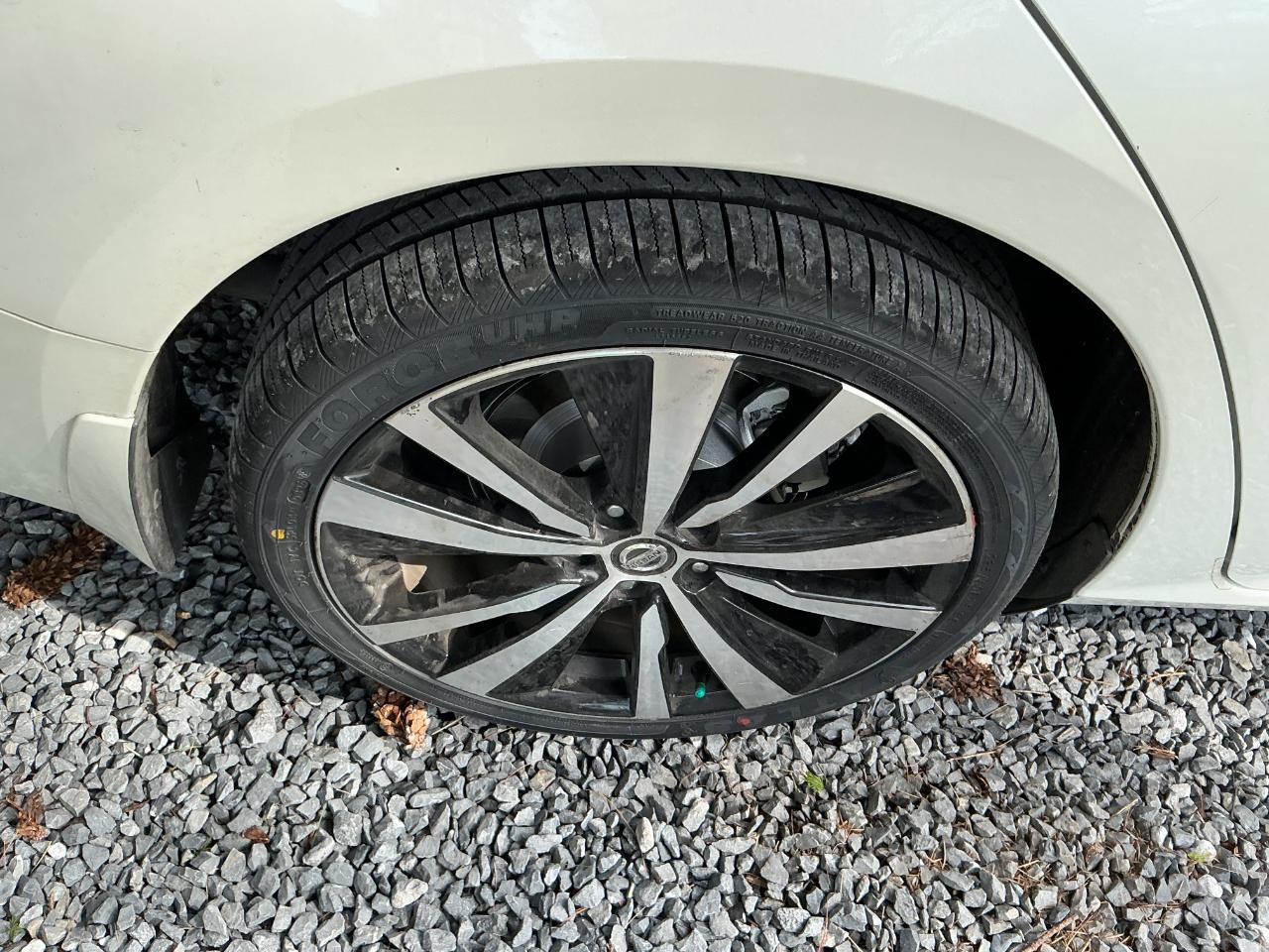 Nissan Altima 2.5 SR Sedan 2019