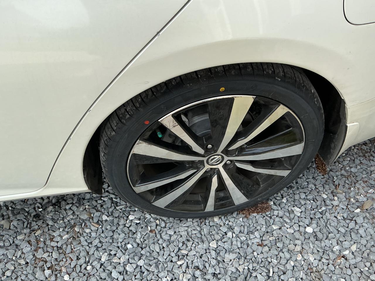 Nissan Altima 2.5 SR Sedan 2019