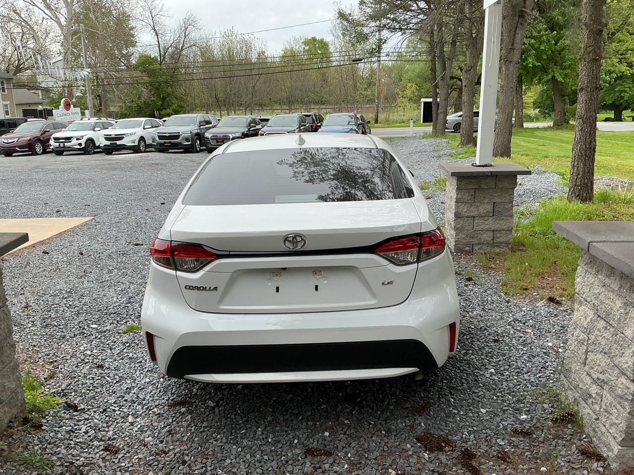 Toyota Corolla LE CVT (Natl) 2022