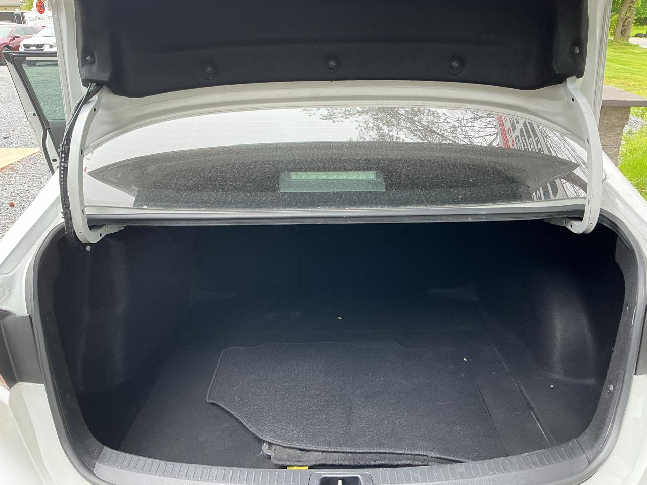 Toyota Corolla LE CVT (Natl) 2022