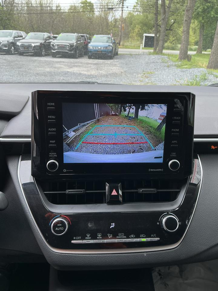 Toyota Corolla LE CVT (Natl) 2022