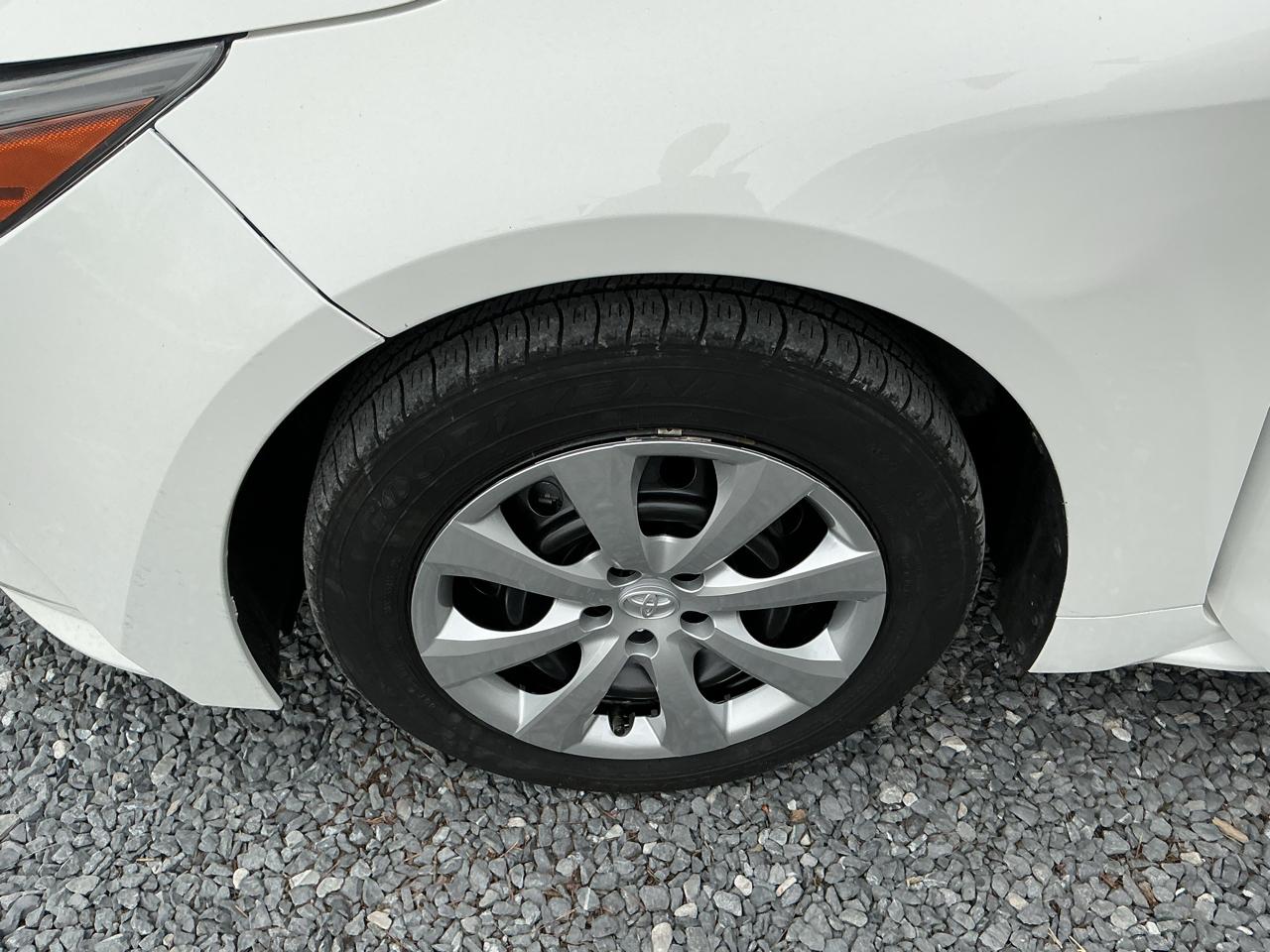 Toyota Corolla LE CVT (Natl) 2022