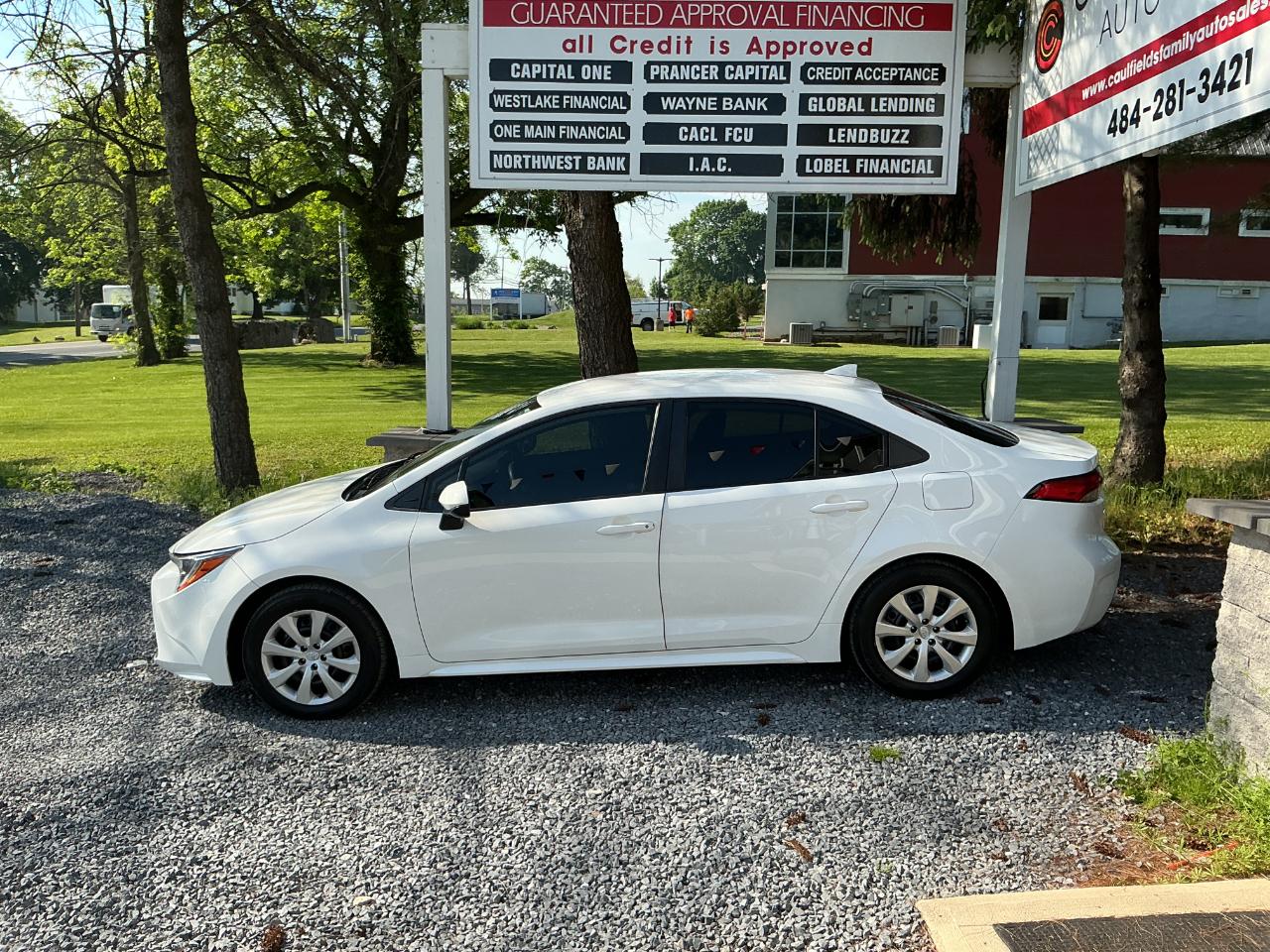 Toyota Corolla LE CVT (Natl) 2022