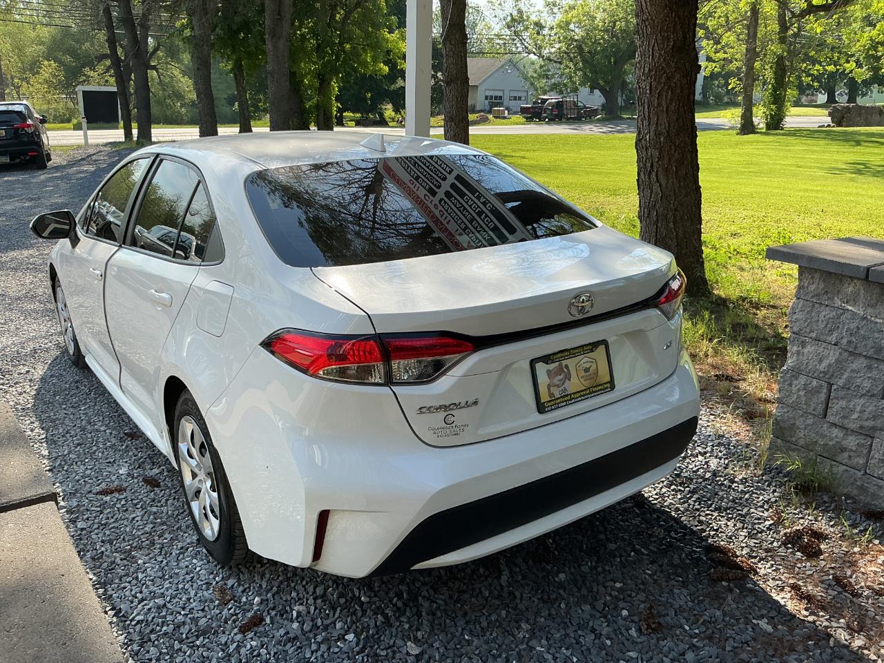 Toyota Corolla LE CVT (Natl) 2022