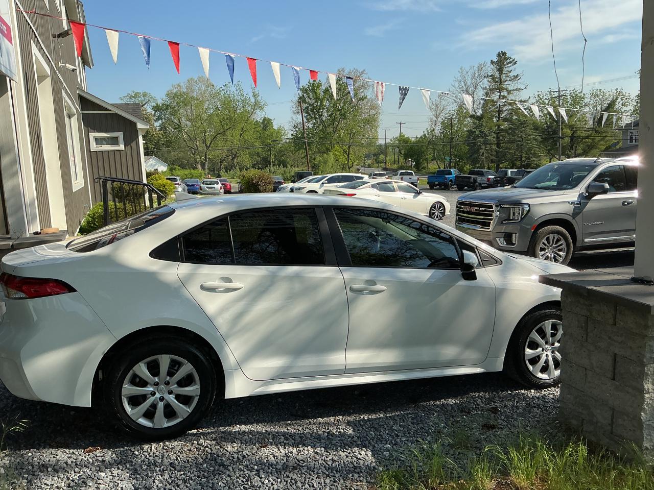 Toyota Corolla LE CVT (Natl) 2022