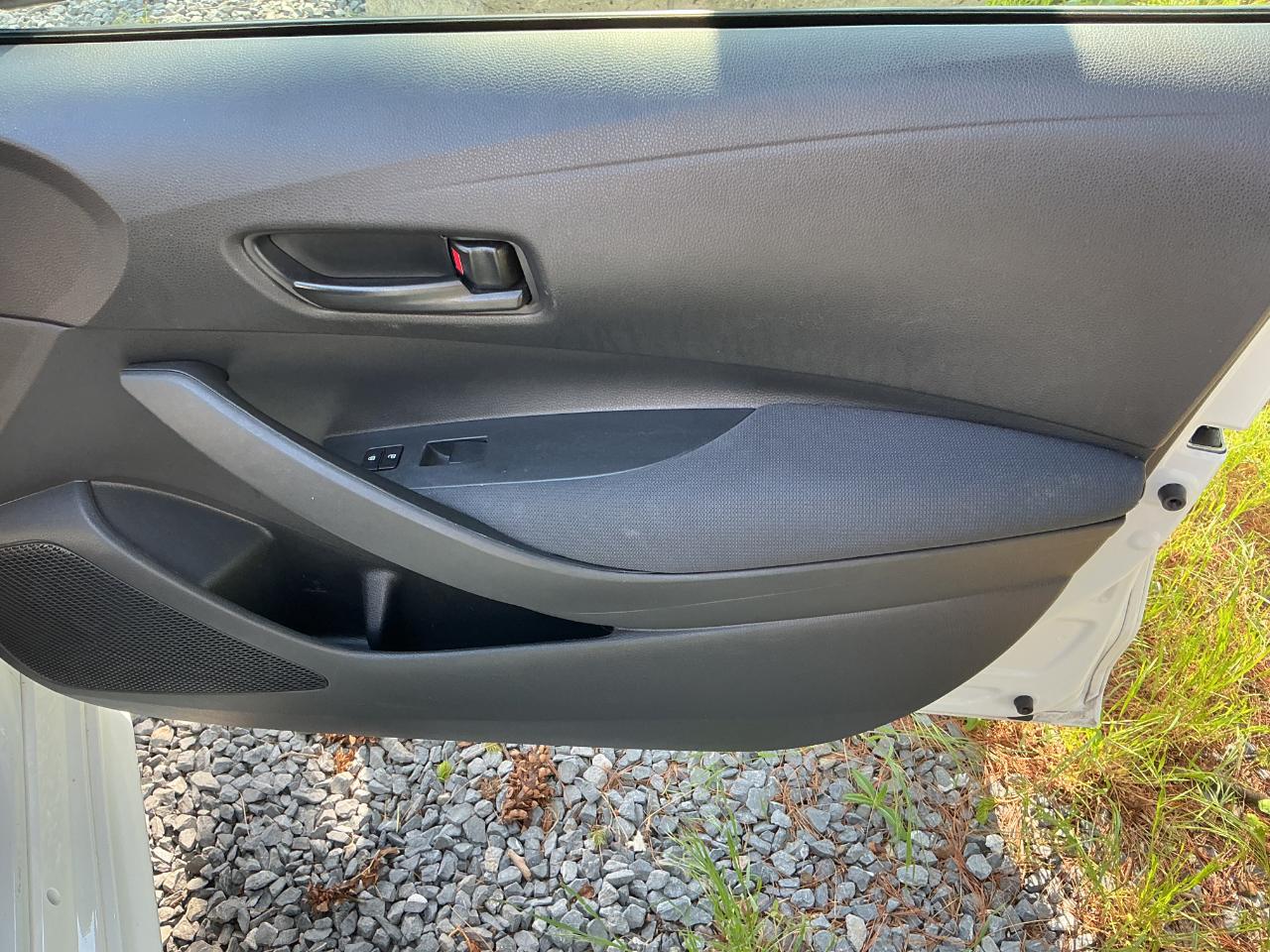 Toyota Corolla LE CVT (Natl) 2022