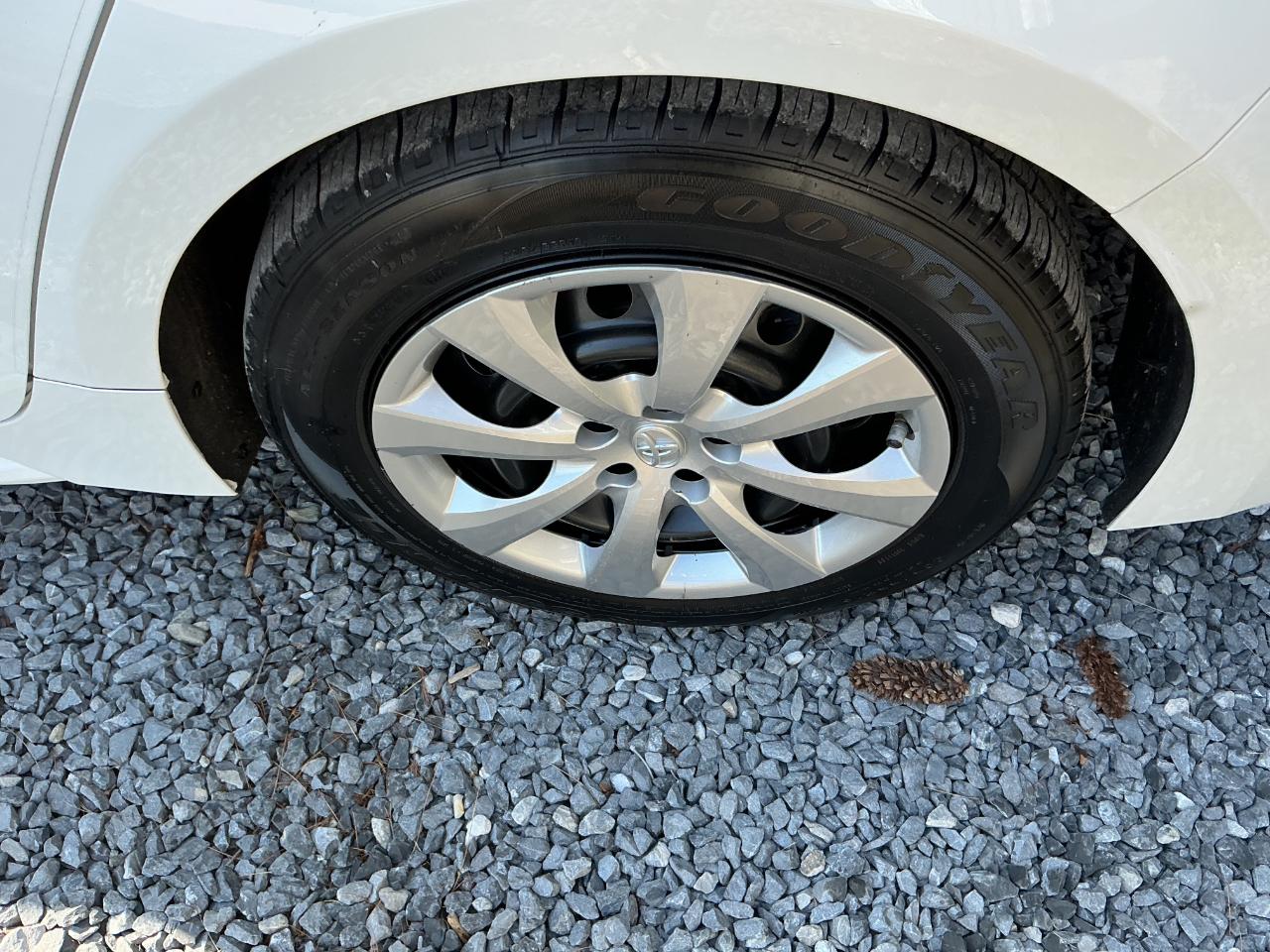 Toyota Corolla LE CVT (Natl) 2022