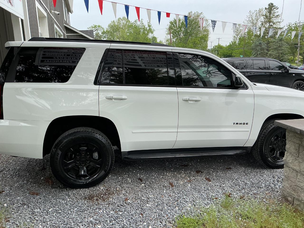 Chevrolet Tahoe 4WD 4dr Premier 2018