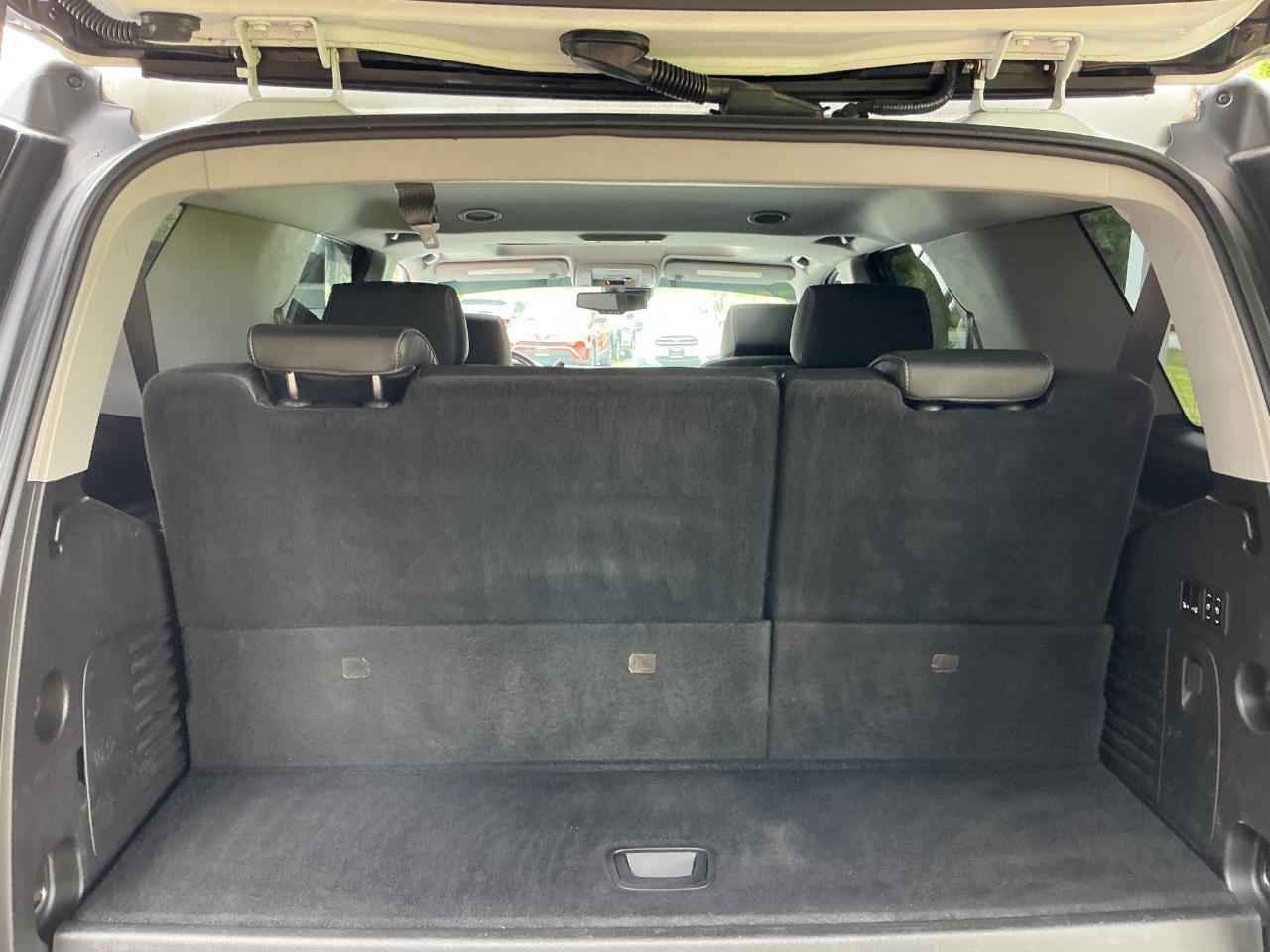 Chevrolet Tahoe 4WD 4dr Premier 2018