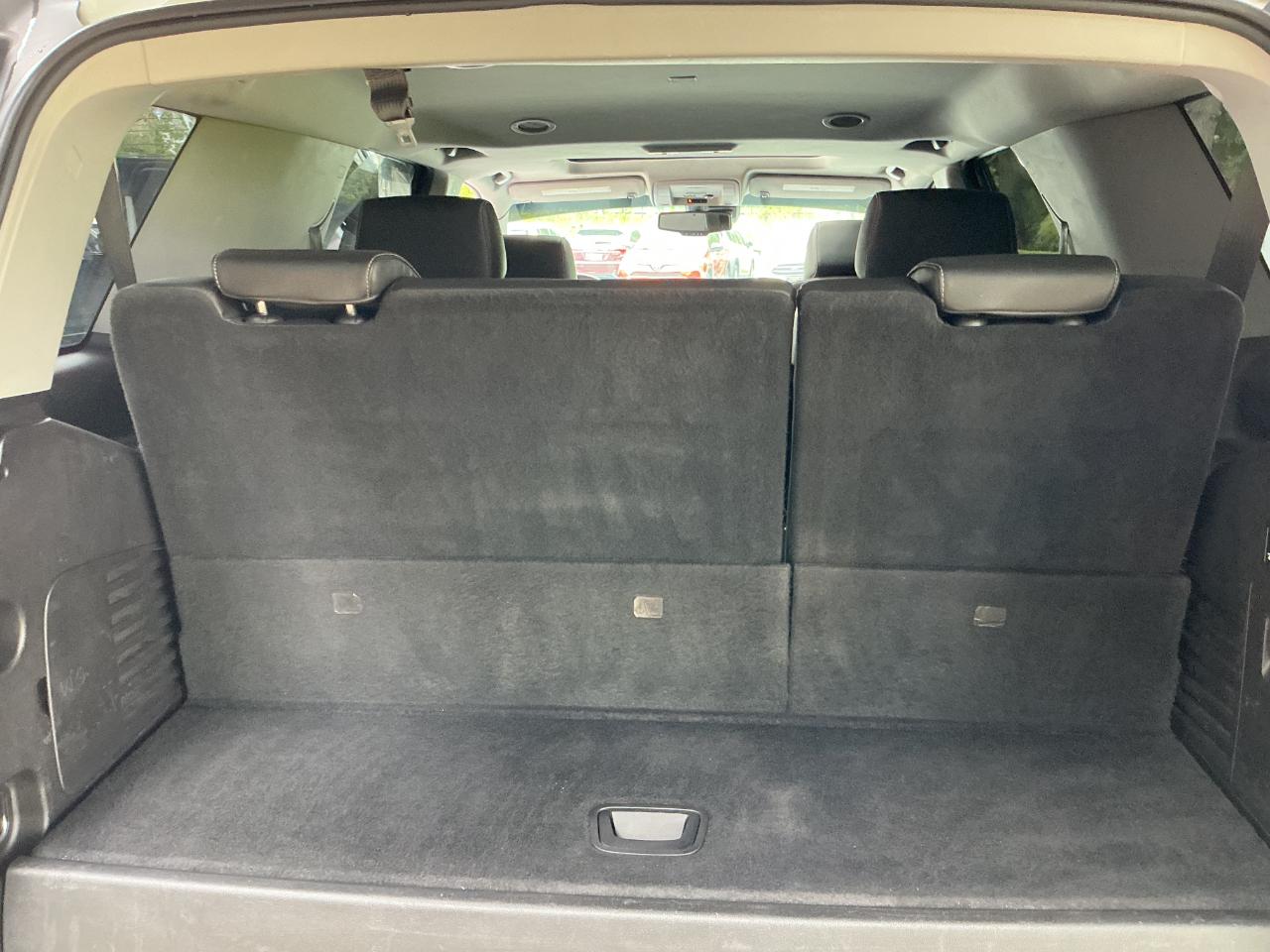 Chevrolet Tahoe 4WD 4dr Premier 2018