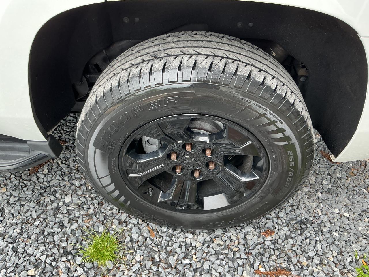 Chevrolet Tahoe 4WD 4dr Premier 2018