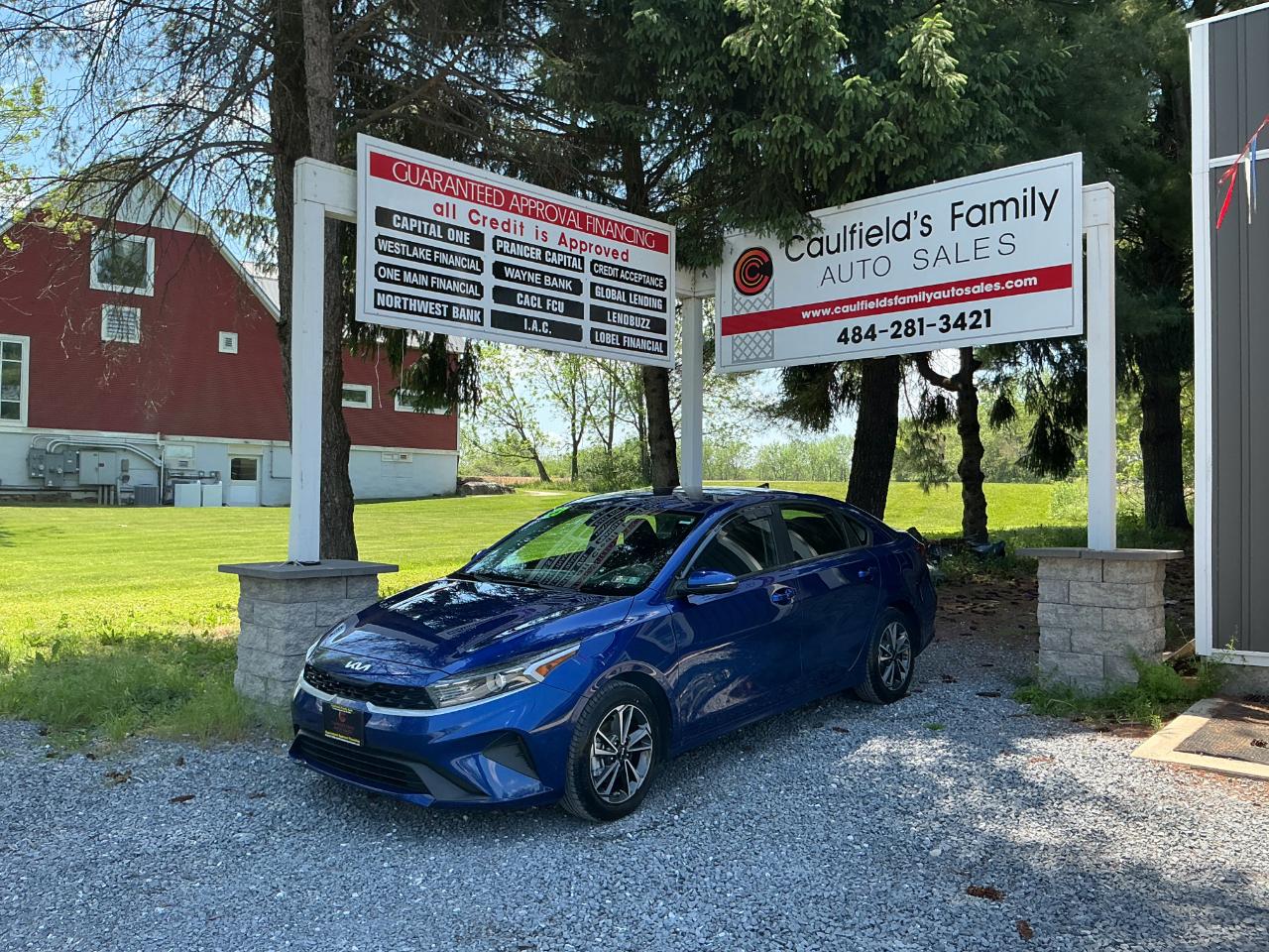 2023 Kia Forte LXS AT's photo