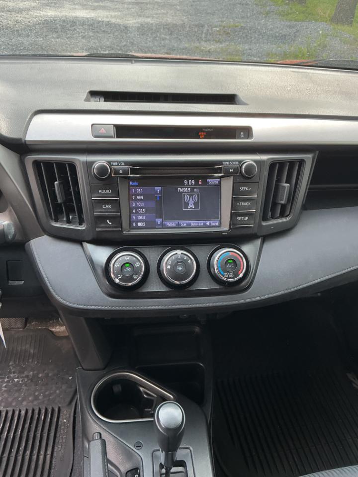 Toyota RAV4 AWD 4dr LE (Natl) 2016