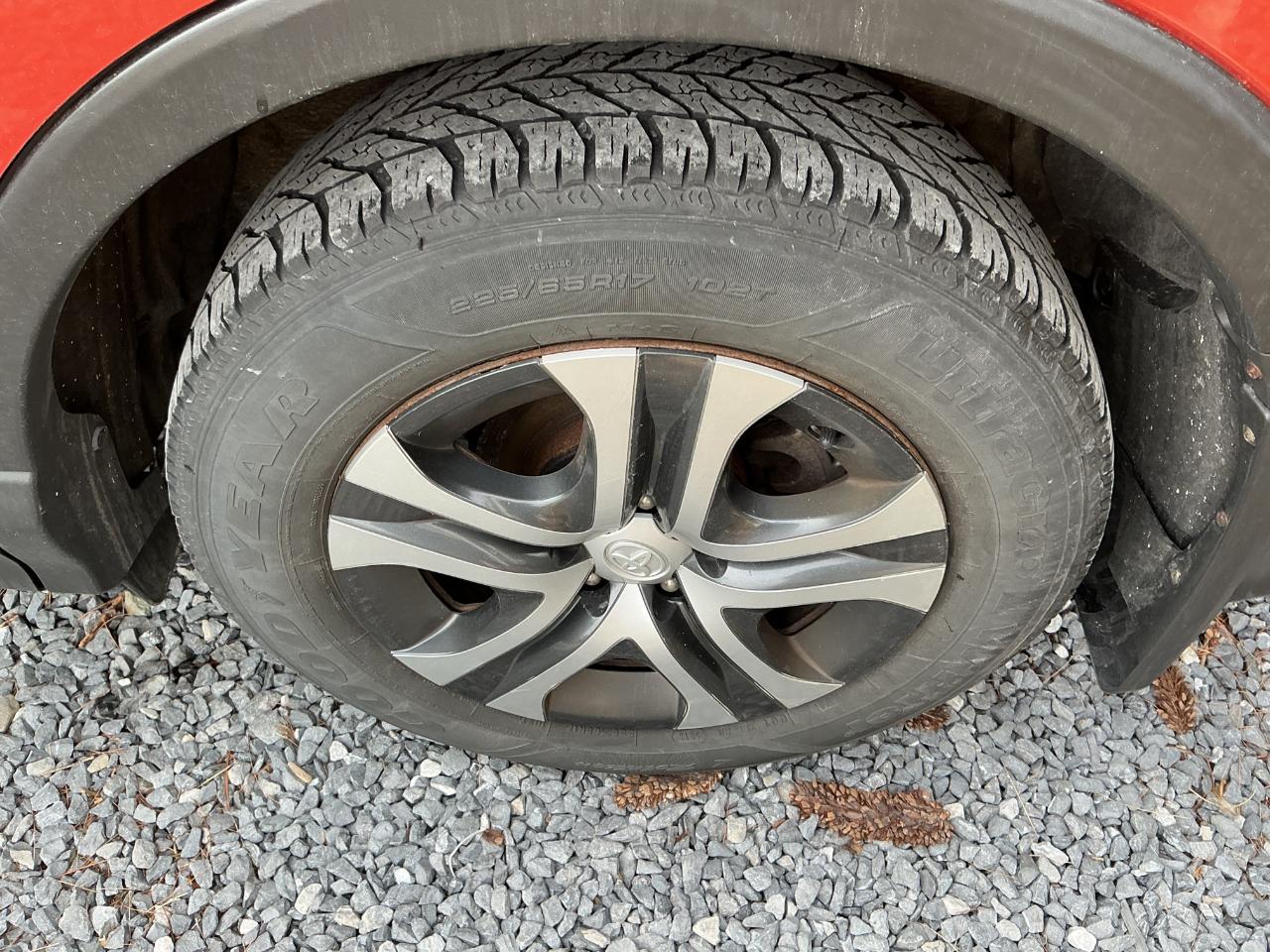 Toyota RAV4 AWD 4dr LE (Natl) 2016
