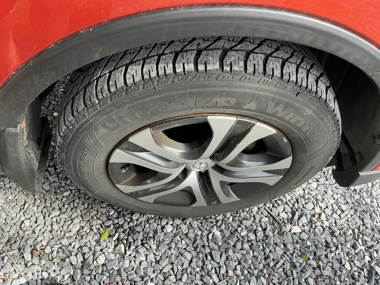 Toyota RAV4 AWD 4dr LE (Natl) 2016