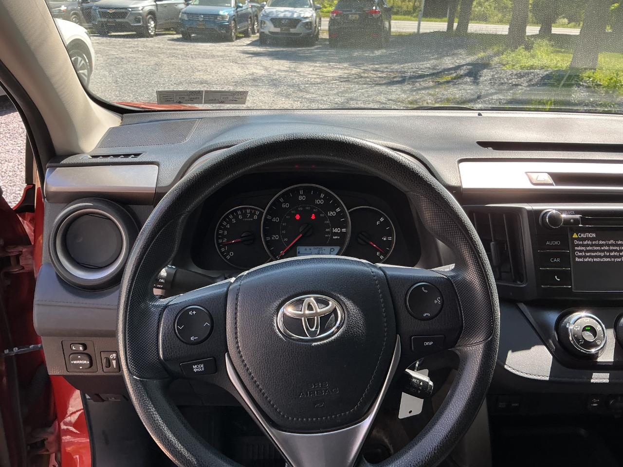 Toyota RAV4 AWD 4dr LE (Natl) 2016