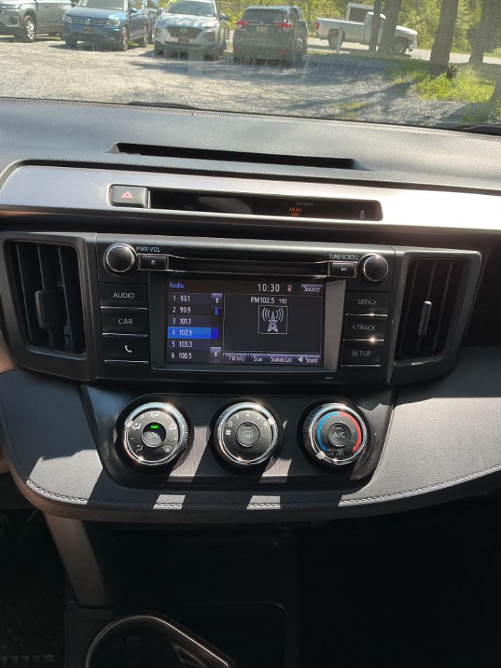 Toyota RAV4 AWD 4dr LE (Natl) 2016