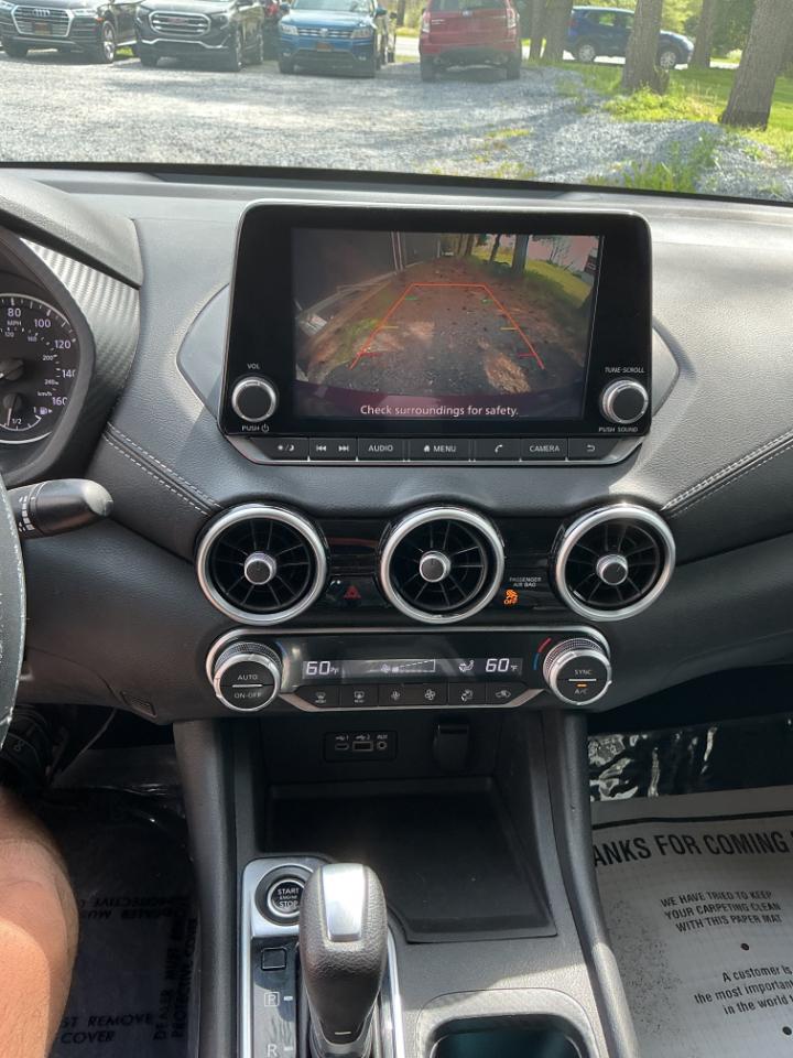 Nissan Sentra SV CVT 2021