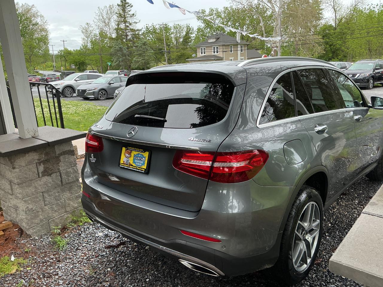 Mercedes-Benz GLC GLC 300 4MATIC SUV 2019