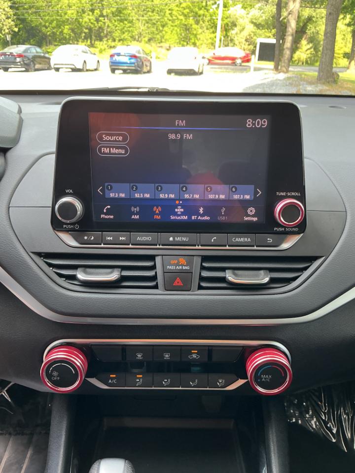 Nissan Altima 2.5 SV AWD Sedan 2021