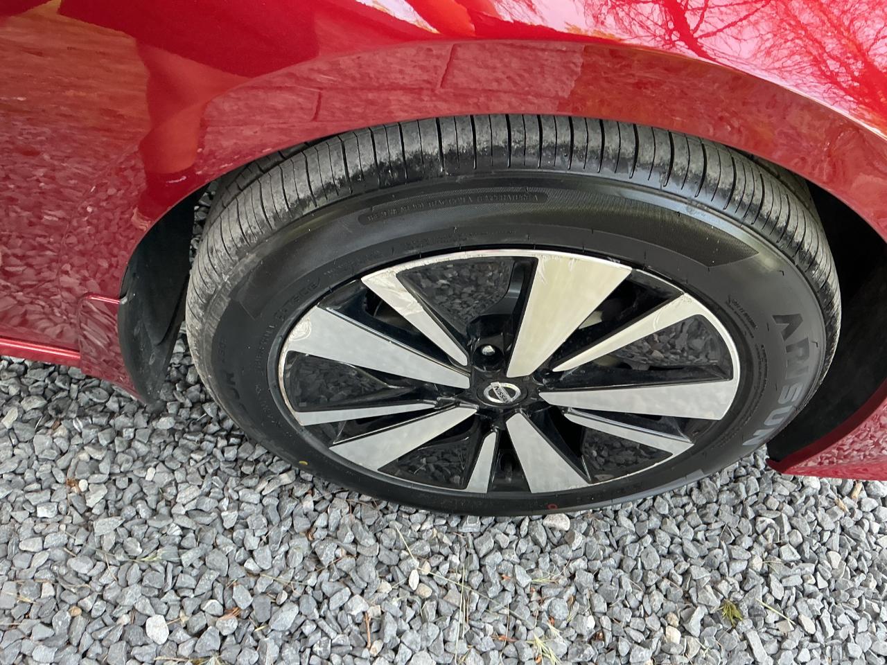 Nissan Altima 2.5 SV AWD Sedan 2021