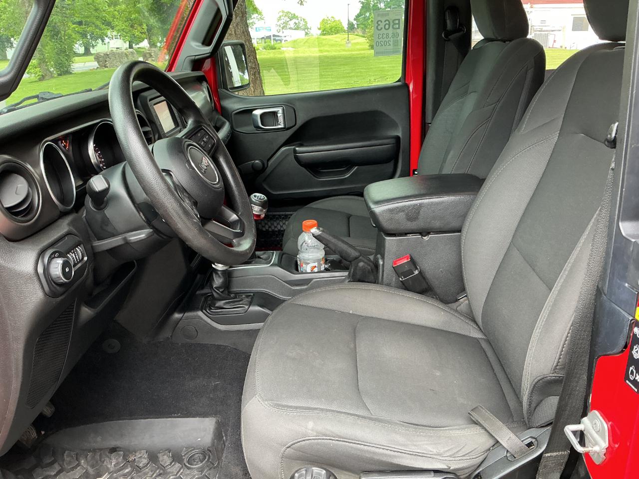 Jeep Wrangler Sport 4x4 2020