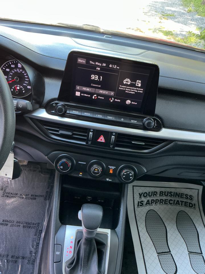 Kia Forte LXS IVT 2023