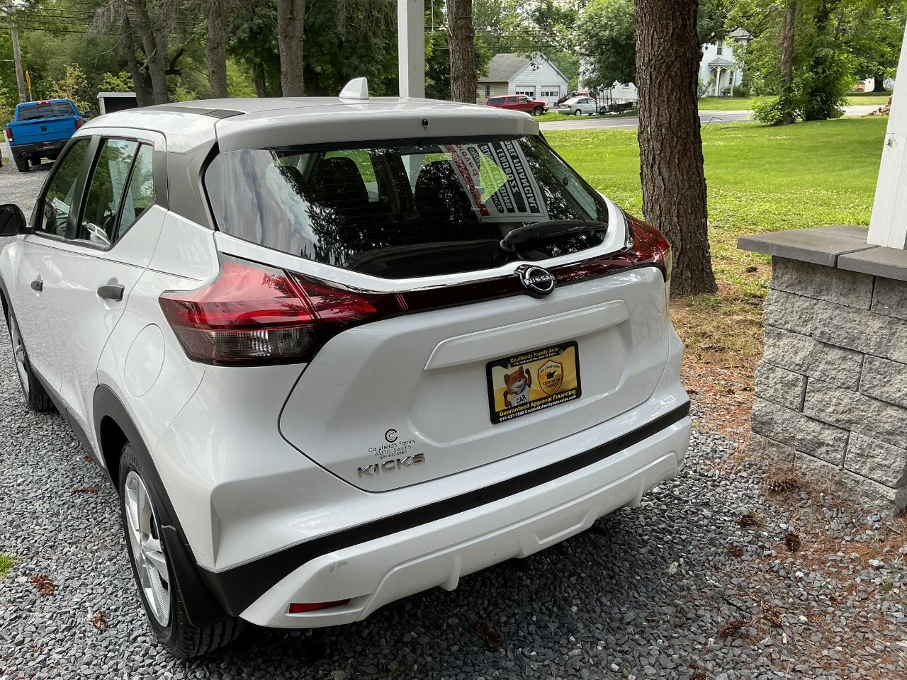 Nissan Kicks S FWD 2023