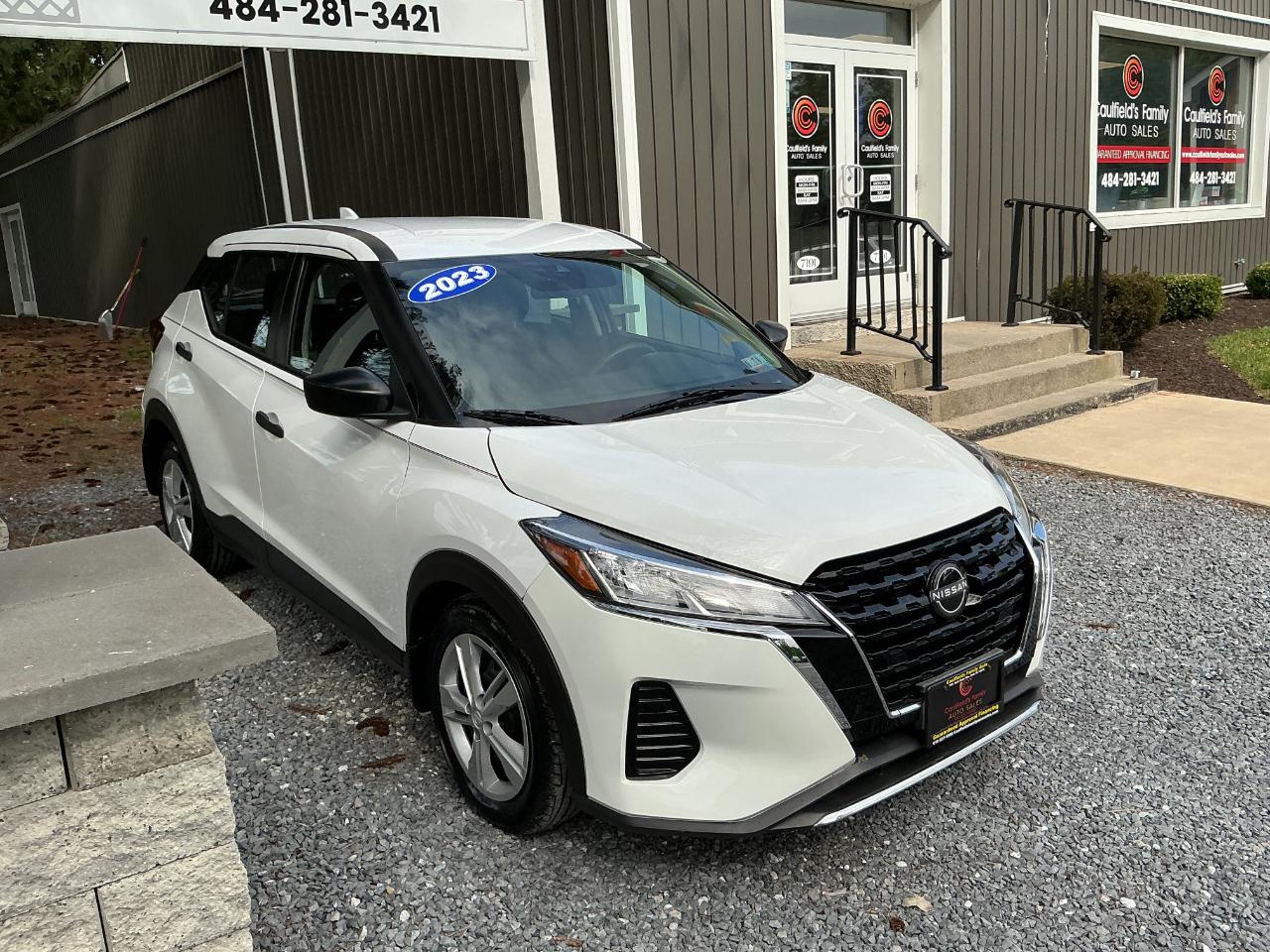 Nissan Kicks S FWD 2023