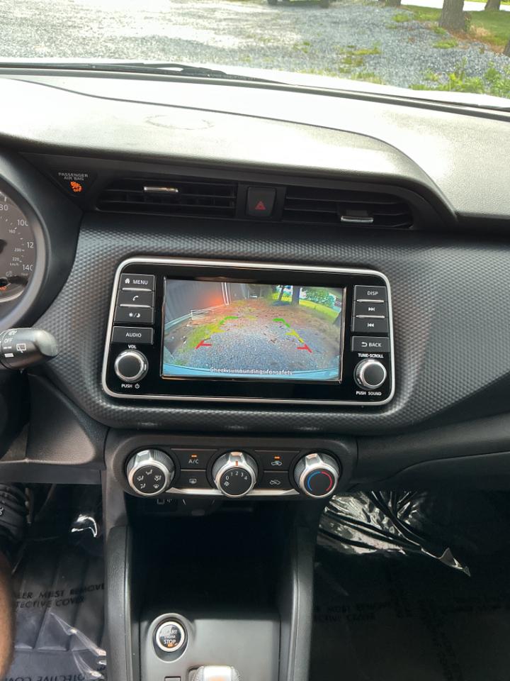 Nissan Kicks S FWD 2023