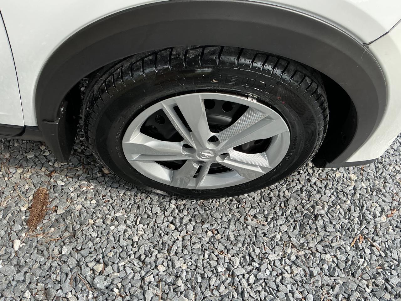 Nissan Kicks S FWD 2023