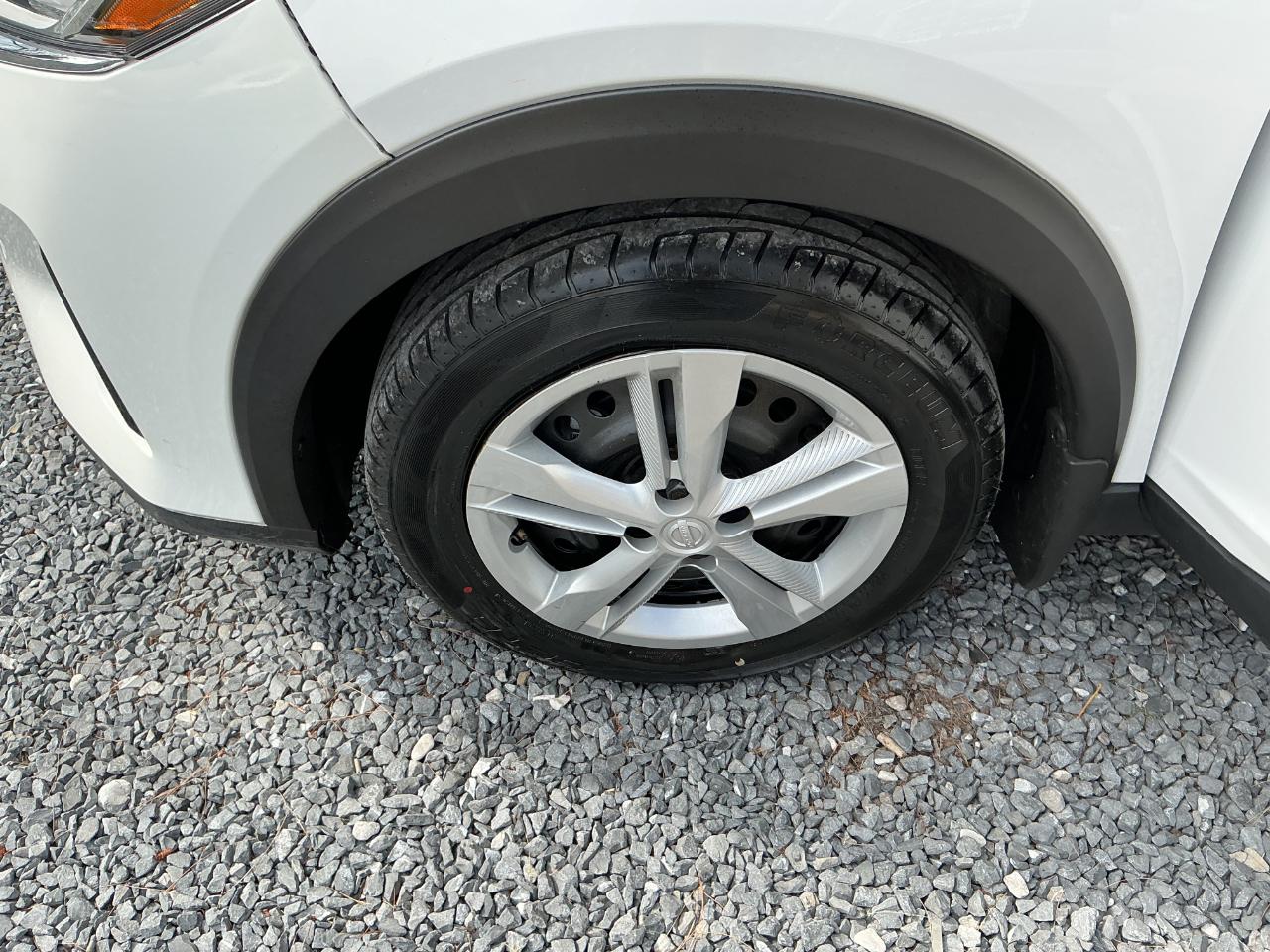 Nissan Kicks S FWD 2023