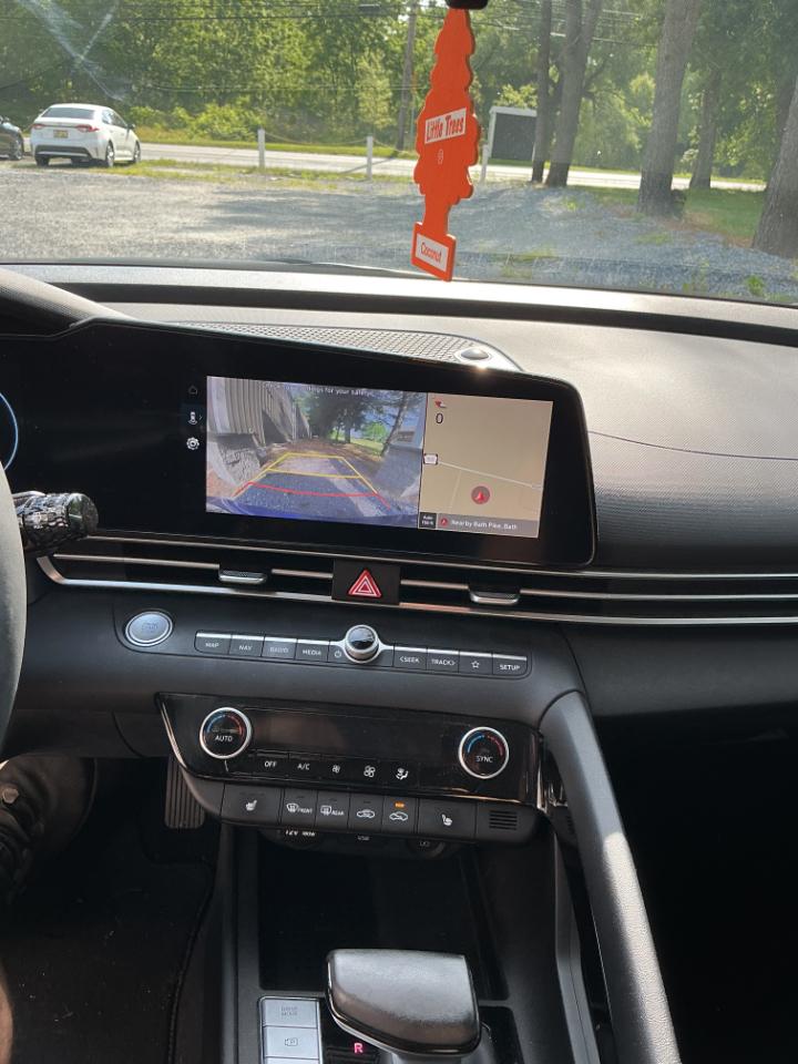 Hyundai Elantra SEL 2023