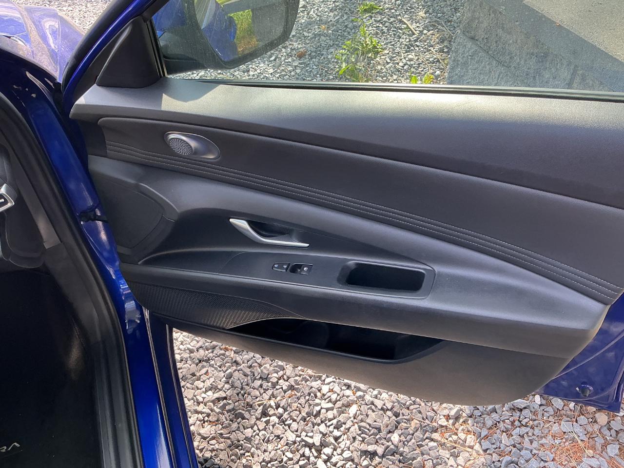 Hyundai Elantra SEL 2023