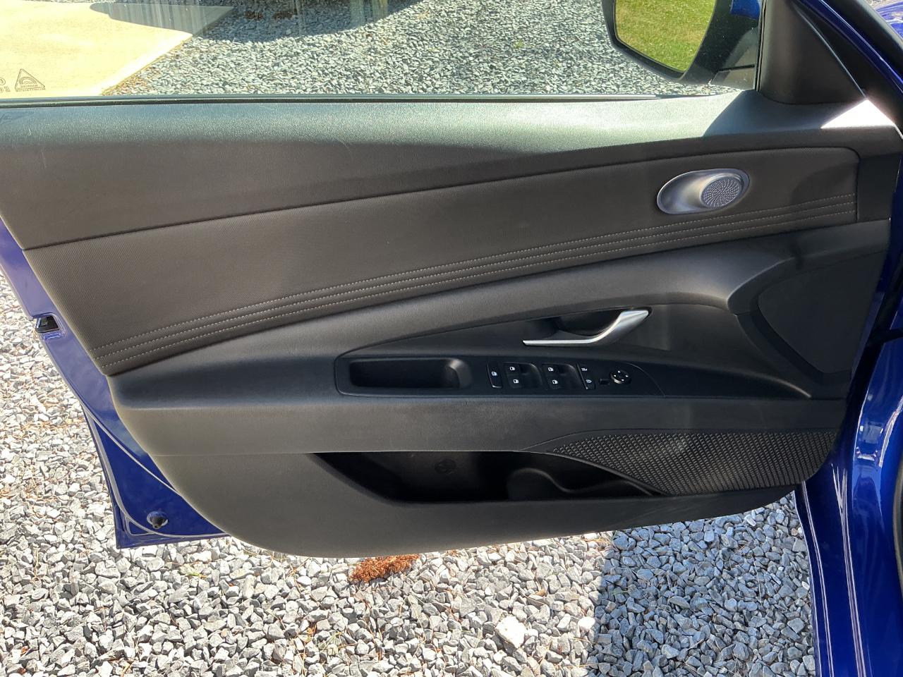 Hyundai Elantra SEL 2023
