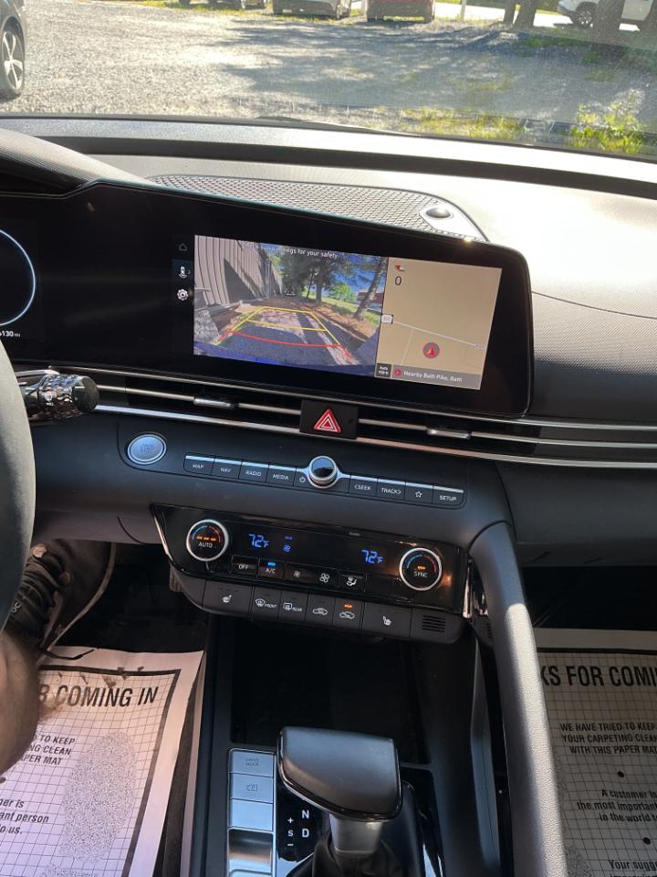 Hyundai Elantra SEL 2023