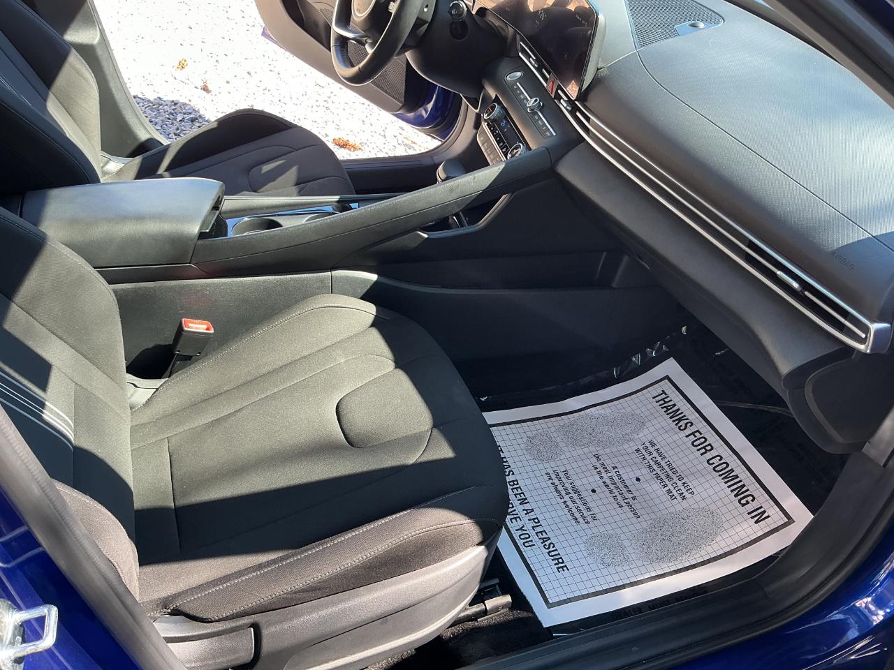 Hyundai Elantra SEL 2023