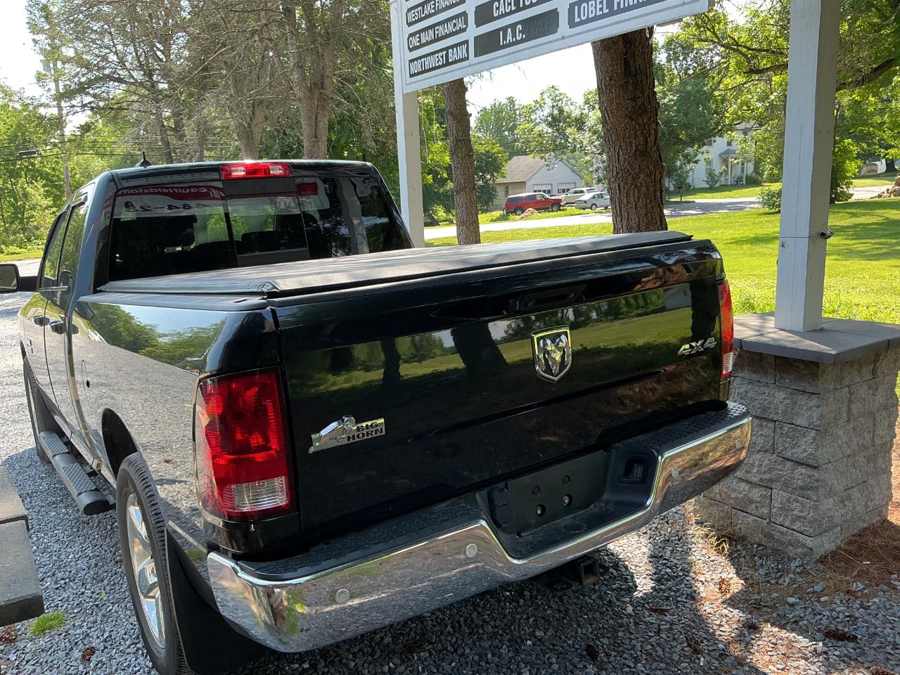 RAM 1500 Big Horn 4x4 Quad Cab 6'4" Box 2018