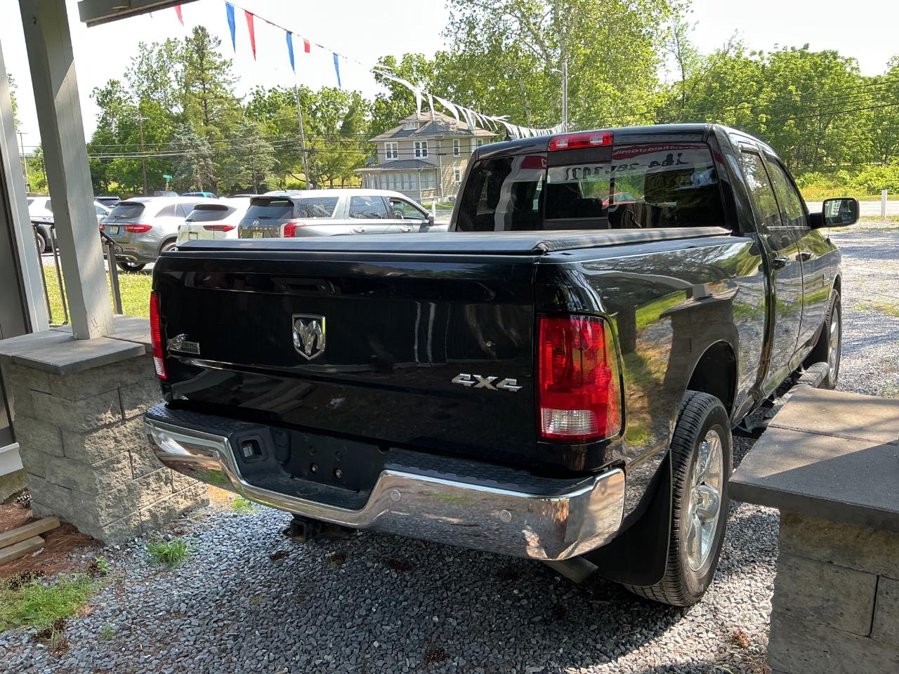 RAM 1500 Big Horn 4x4 Quad Cab 6'4" Box 2018