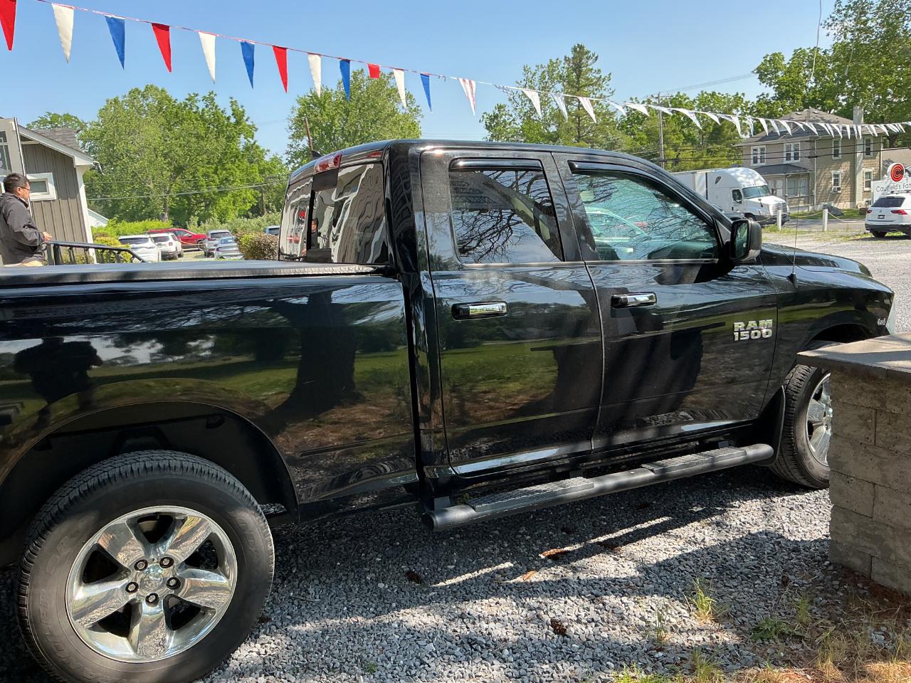 RAM 1500 Big Horn 4x4 Quad Cab 6'4" Box 2018
