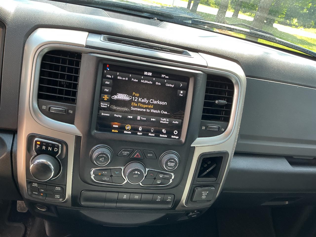 RAM 1500 Big Horn 4x4 Quad Cab 6'4" Box 2018