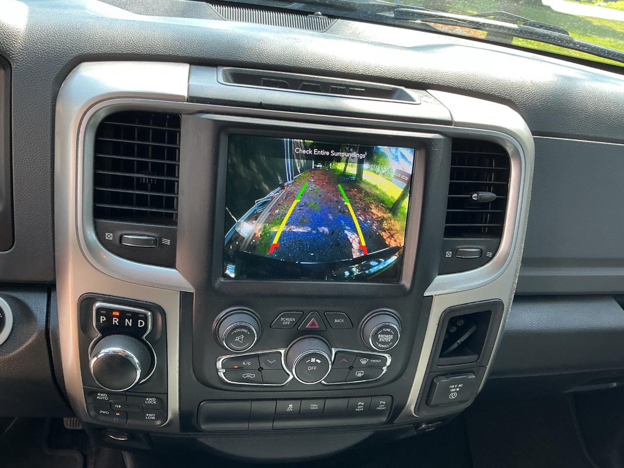 RAM 1500 Big Horn 4x4 Quad Cab 6'4" Box 2018