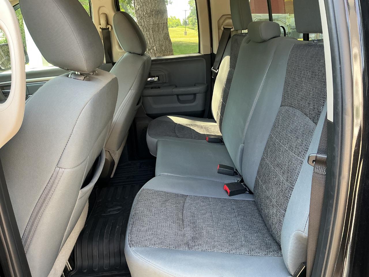RAM 1500 Big Horn 4x4 Quad Cab 6'4" Box 2018